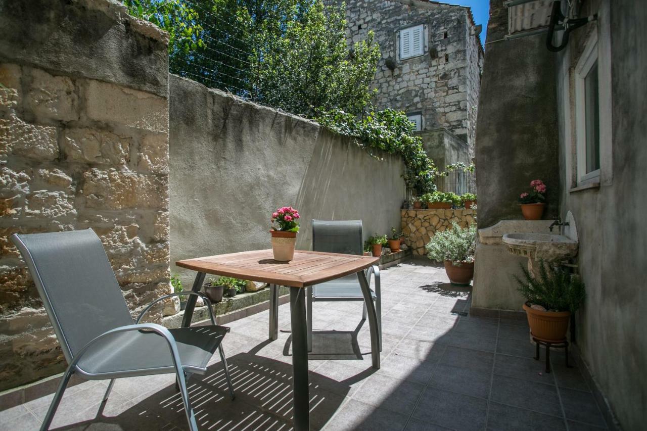 Mendi Trogir